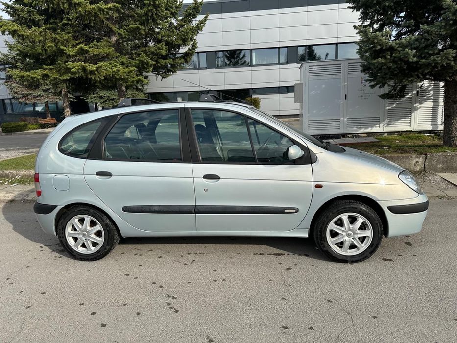 Renault Сценик 2001г 2.0 137кс. газ / бензин