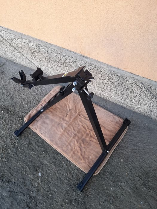 Стойка за ремонт на велосипеди