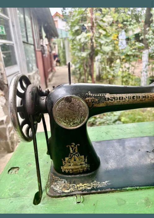Mașină de cusut Singer 1900 – piesă vintage deosebită
