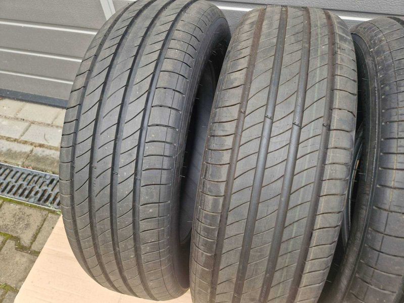 4 броя Michelin R18 195/60/ 
нови летни гуми 
DOT4722