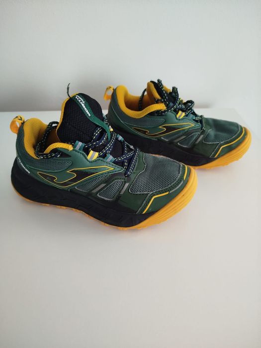 Pantofi sport copii JOMA, mărime 31, stare foarte buna