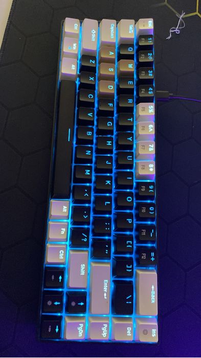 Игровая клавиaтура MageGee