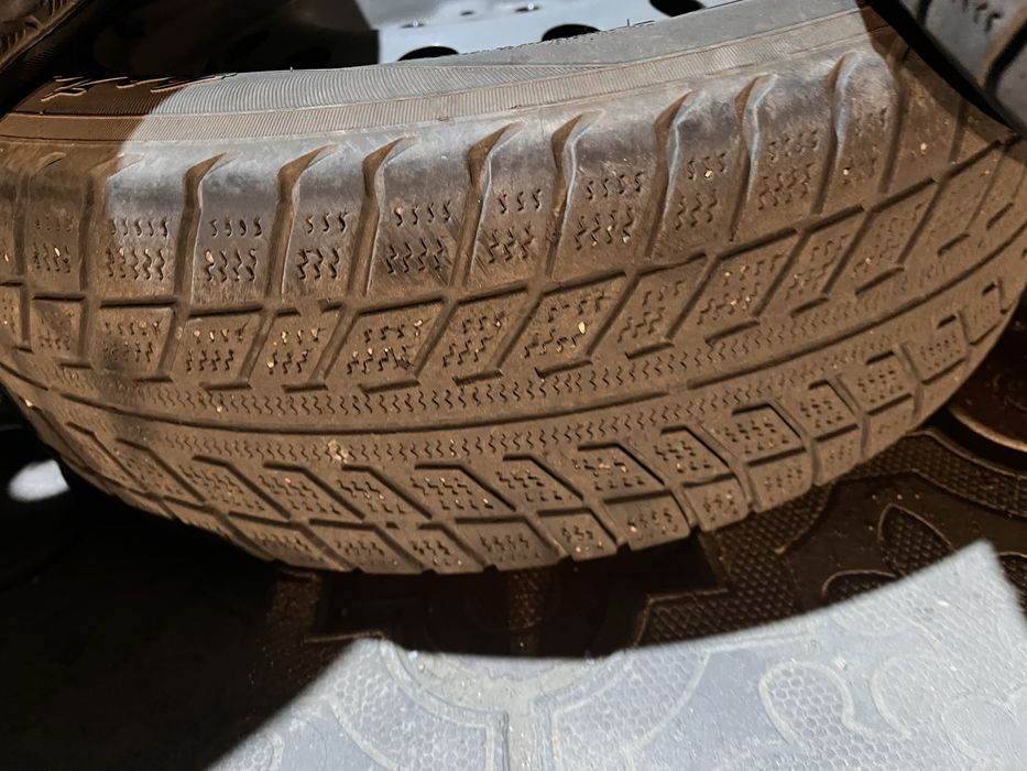 Продам диски с шинами Р14