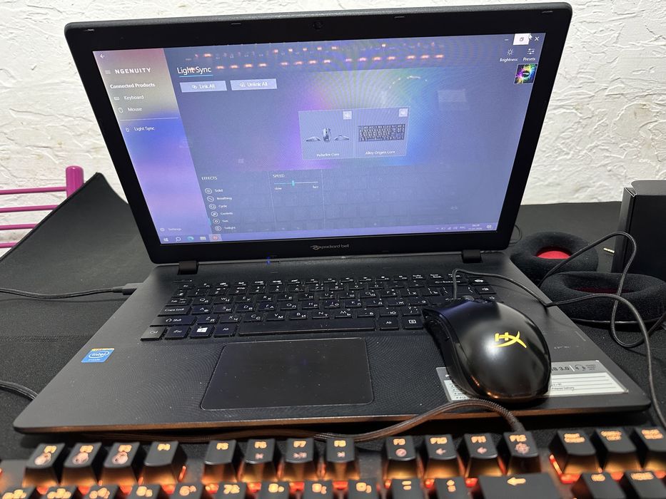 HyperX клава/уши/мышь/ковёр