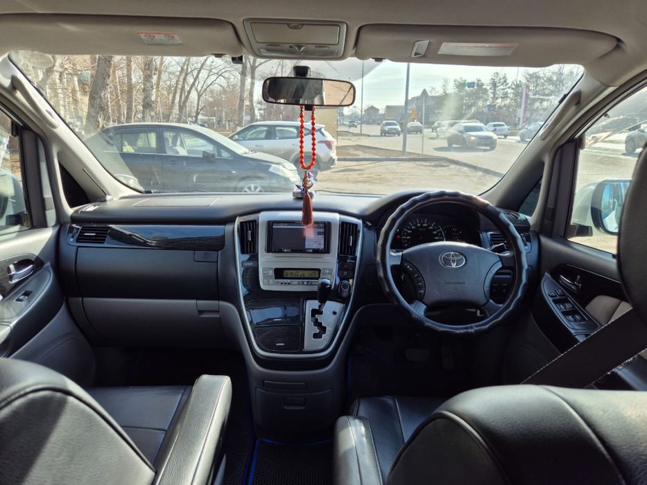 Продам Тойота Альфард