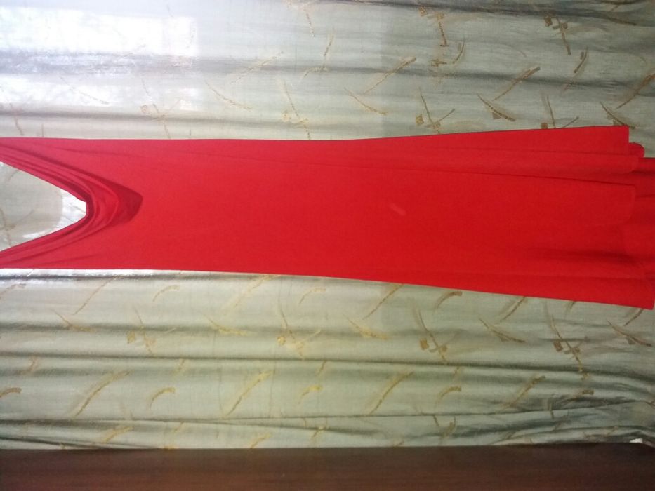 Вечернее платье р-р 44-46