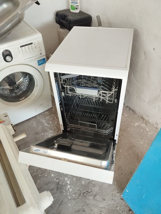 Машина Посудомоечная не исправна