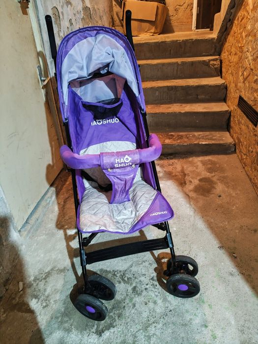 Vand carut pentru copii stare foarte buna.