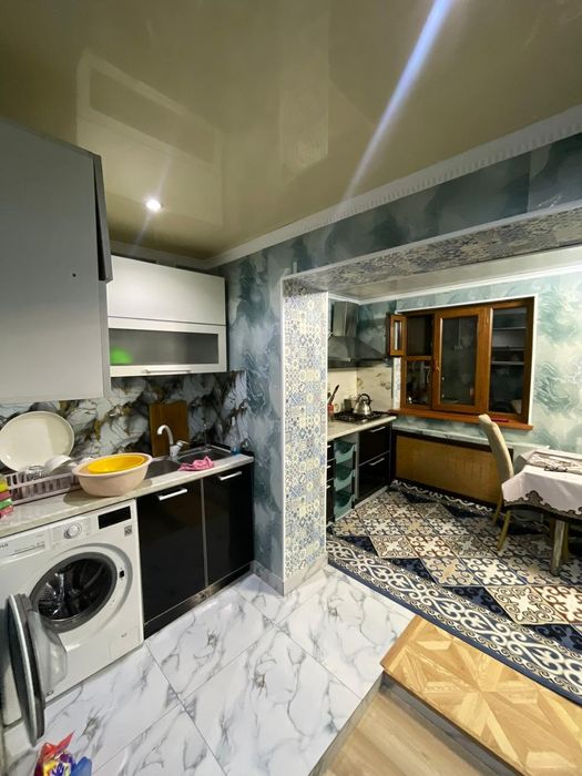 СРОЧНО ПРОДАЁТСЯ 4комнатная квартира 4этаж АЛДИЯРОВА ҚАЗЫНА_