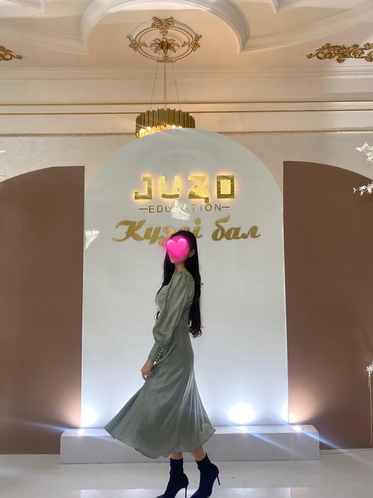 Вечернее платье на мероприятие