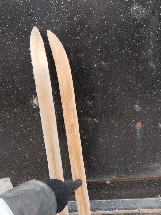 Продам б/у лыжи,