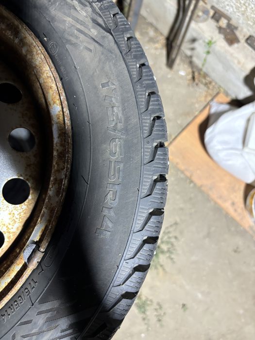 Зимние шины 175/65R14