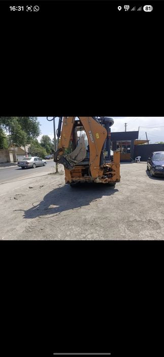 Экскаватор погрузчик