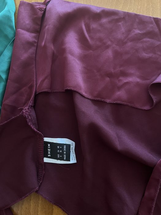 Потници в различни цветове и размери по 5€, Stradivarius, Shein, New Yorker, сивият потник от 2 снимка е в М размер, прочетете описанието!