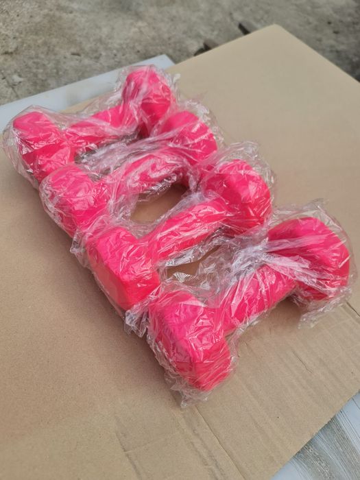 Gantere 2x5 kg roz,noi.