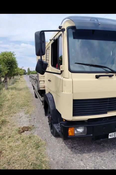 Mercedes Sotiladi (6 porshen, "gorniy" mexanizm, keng va baland bort)