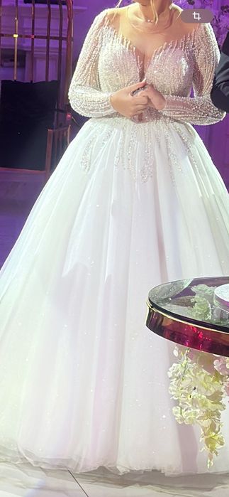 Vând rochie de mireasă