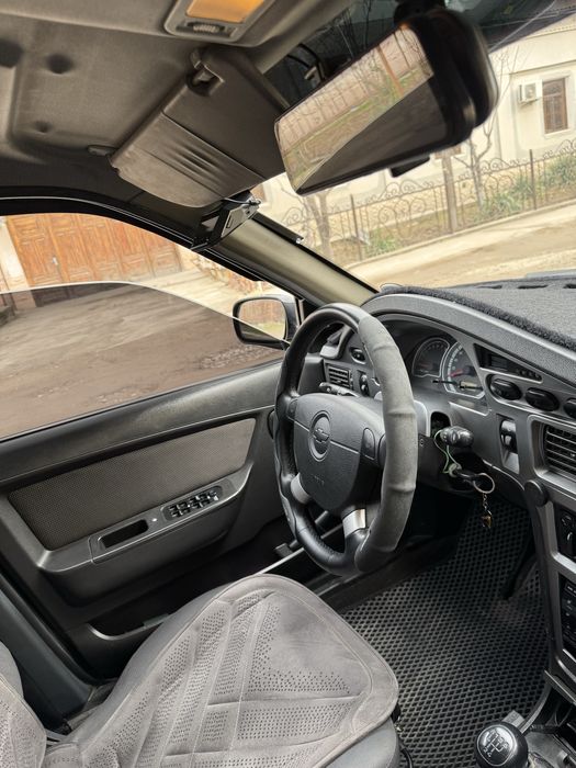 Nexia 2 sotiladi 1.6 super kandisoner