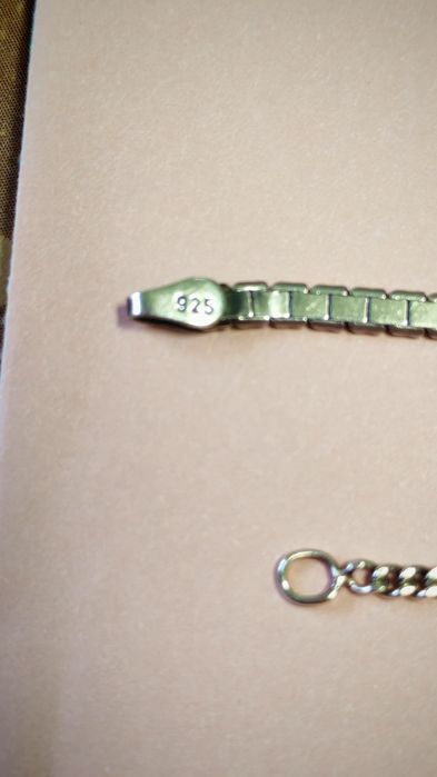 Сребърни гривнички и обеци