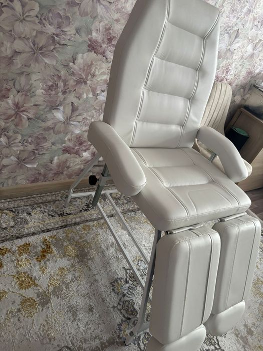 Продам педекюрное кресло