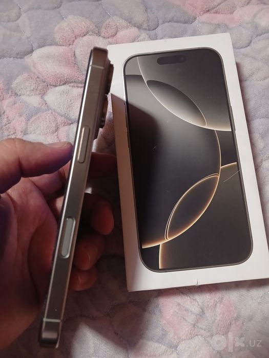Iphone 16 pro 1 TB natural titanium