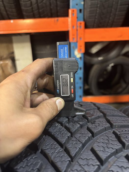 Anvelope Iarna 235/55/19 Bridgestone Blizzak LM005 235 55 19 R19