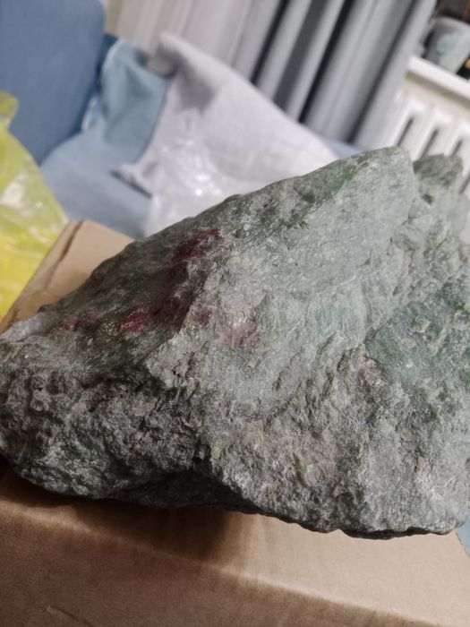 Нефрит натуральный