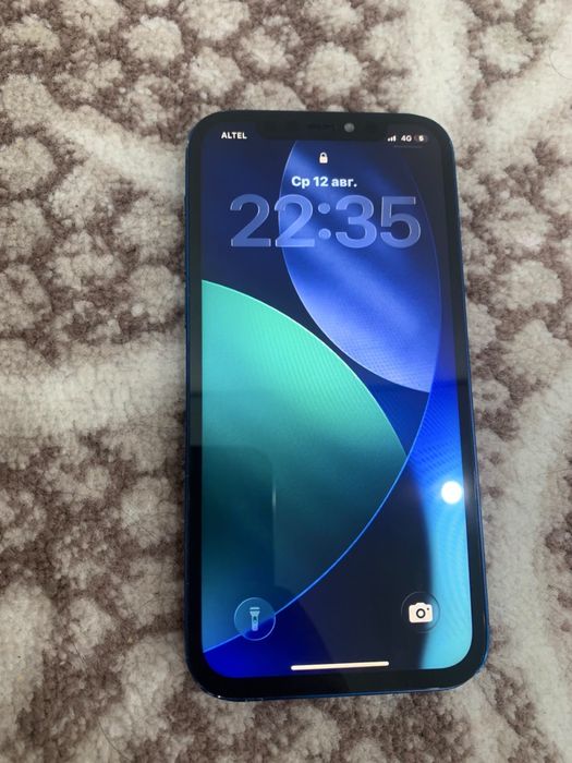 IPhone 12  синий