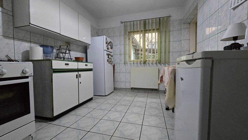 Casă cu teren în Ploiești zona Stadion (Pielari) cu deschidere dublă