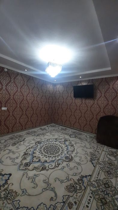 Үй 3 бөлмелі сатылады.