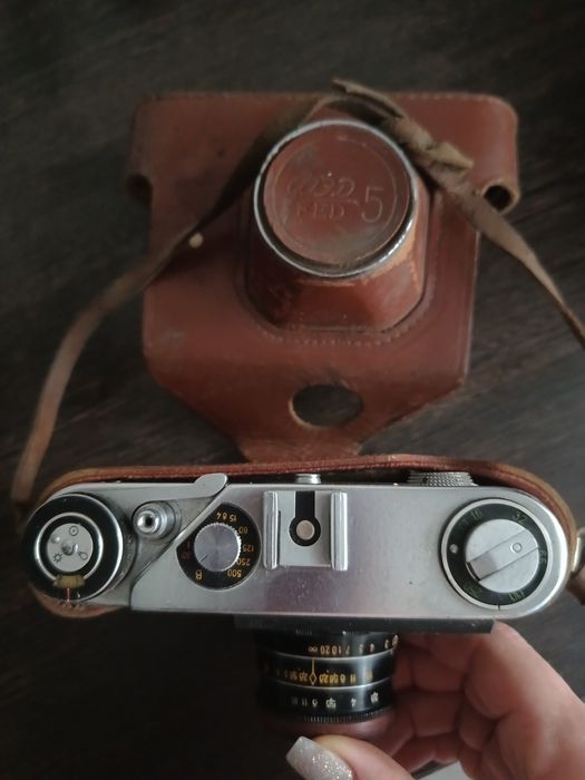Продам фотоаппарат ( ретро)