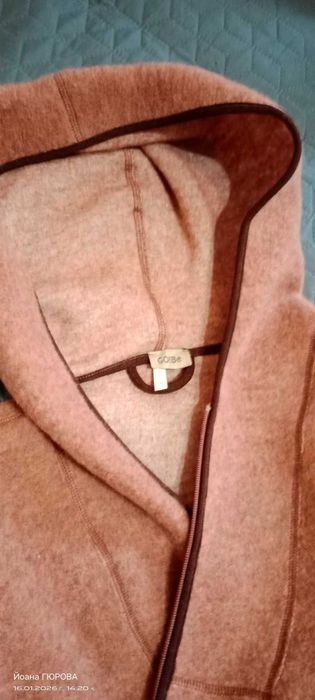 Предлагам дамско манто