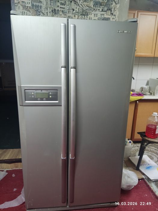 Холодильник в хорошем состоянии