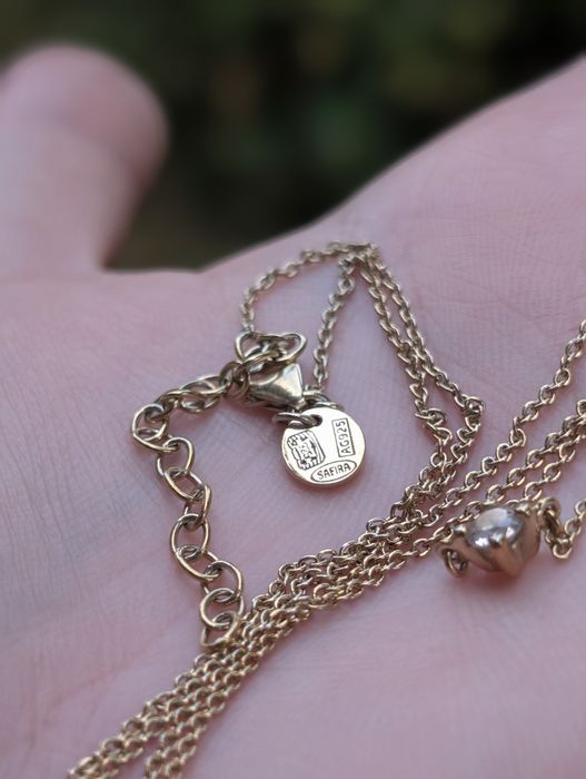 Vechi colier lant din argint de 925, placat cu aur de 24K, pandantiv clasic tip solitaire, decorat cu o piatra rotunda din zirconiu cubic, Safira