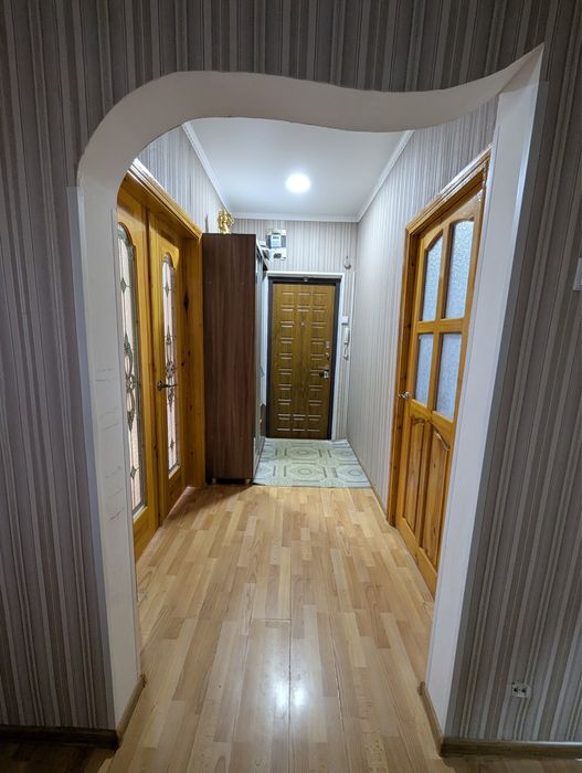 Продается 5 комн квартира