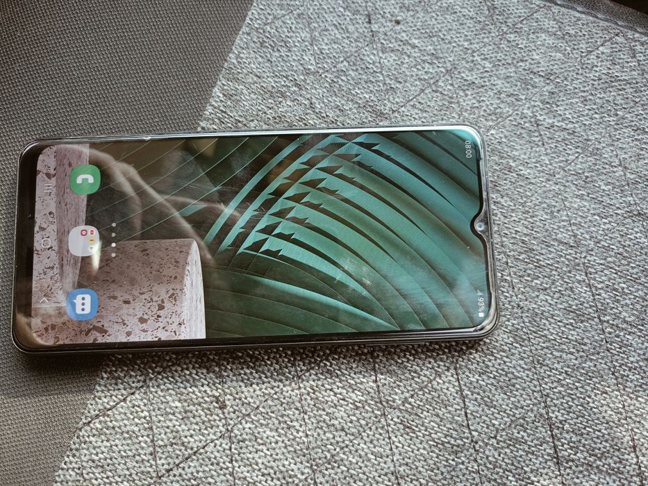 Srochni sotiladi telefon Galaxy A12 narhi kelishiladi