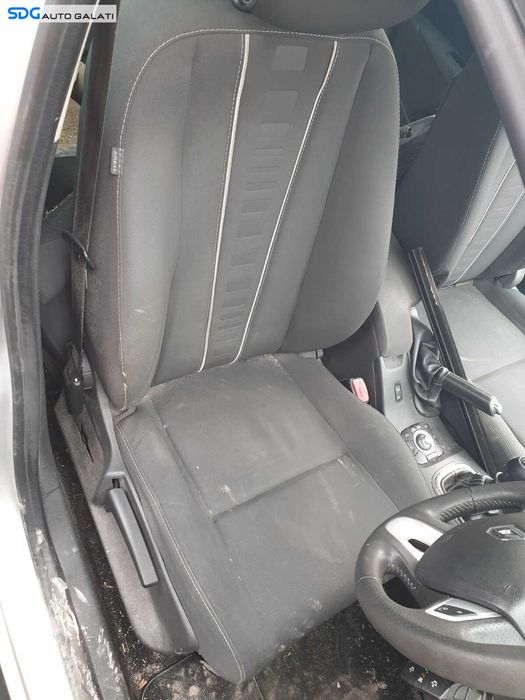 Airbag din Scaun Dreapta Fata Pasager Renault Megane 3 2008 - 2015 [C3359]