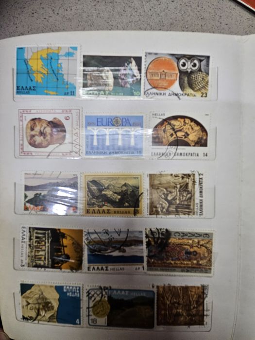 Класьор с марки 120лв