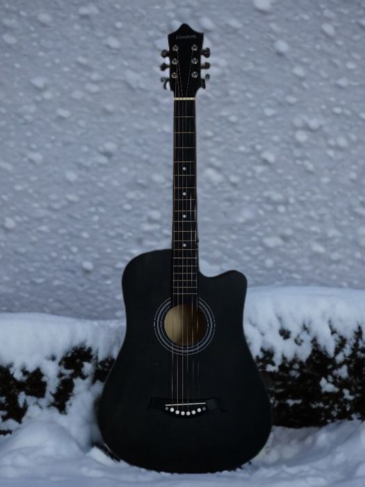 Сатылады 38 размер гитара