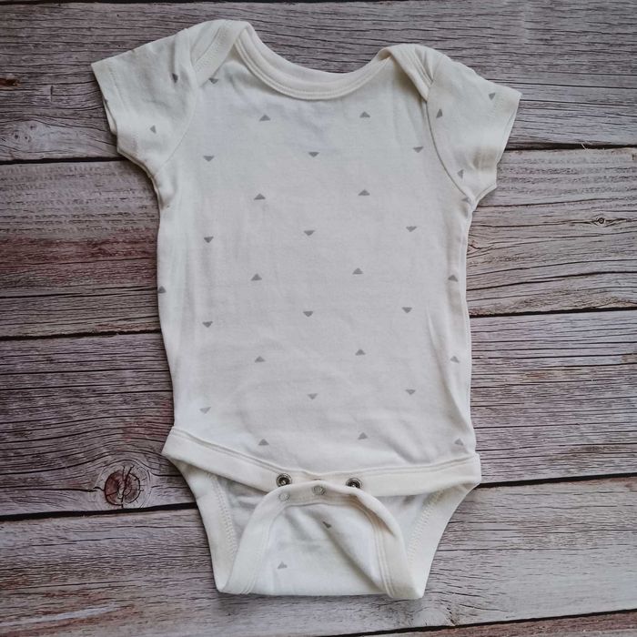 Бебешки бодита Carters 0-3 месеца