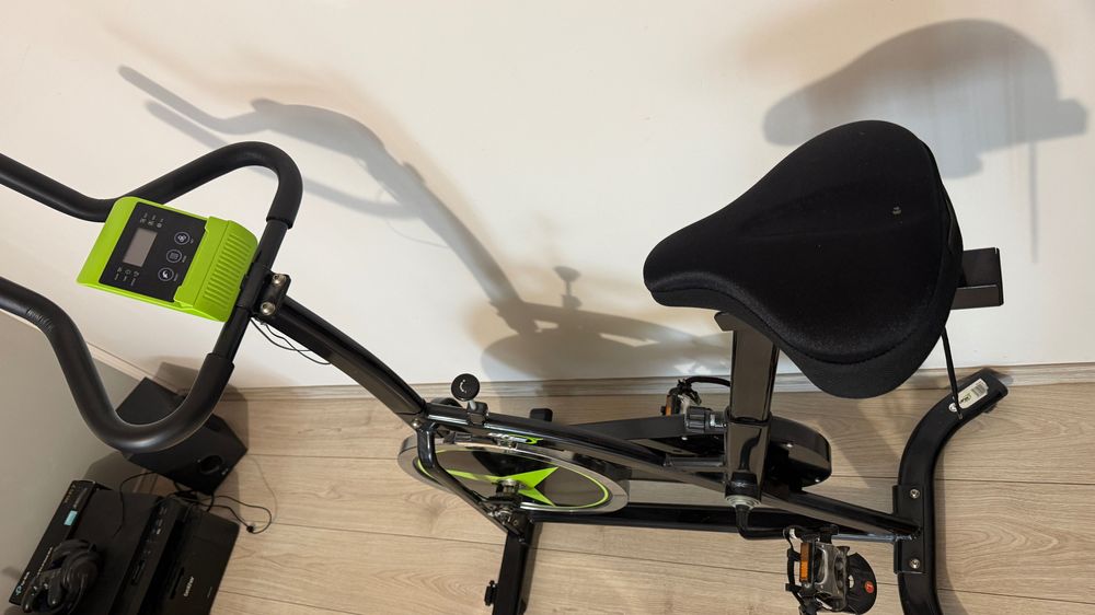 Bicicleta spinning DHS, volanta 10 kg