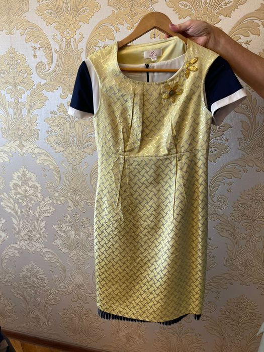 Женская/мужская одежда