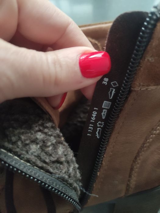 Botine damă mărimea 38,din piele