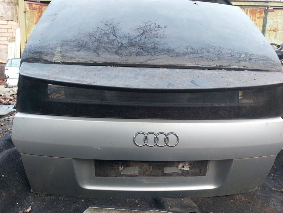 Hayon cu luneta audi A2 an 2003