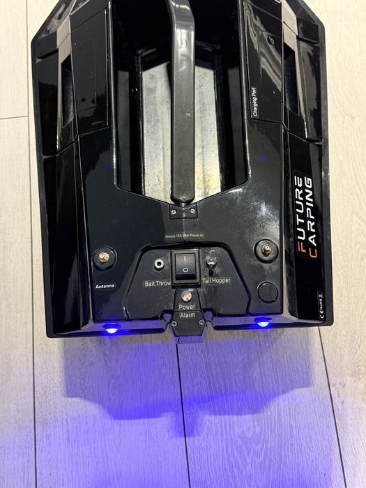 Лодка за захранка Future Carping v70 управление Toslon xr310