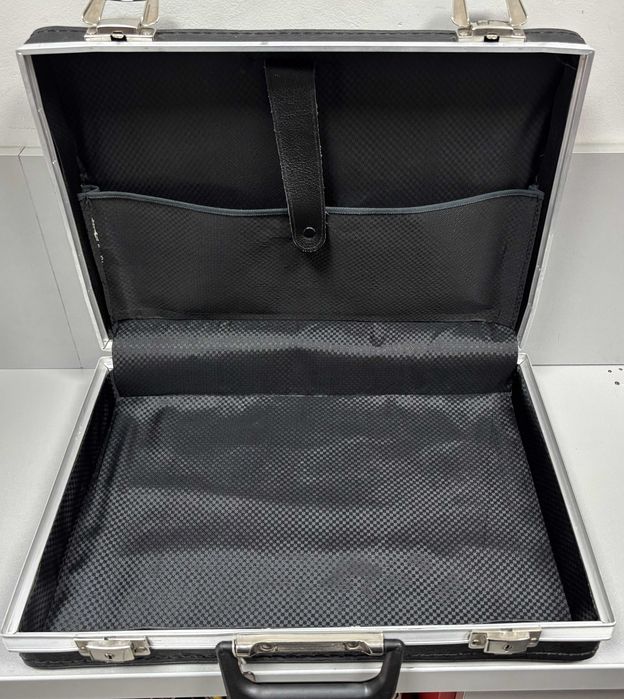 НОВ! Твърд Ретро Дипломатически Куфар