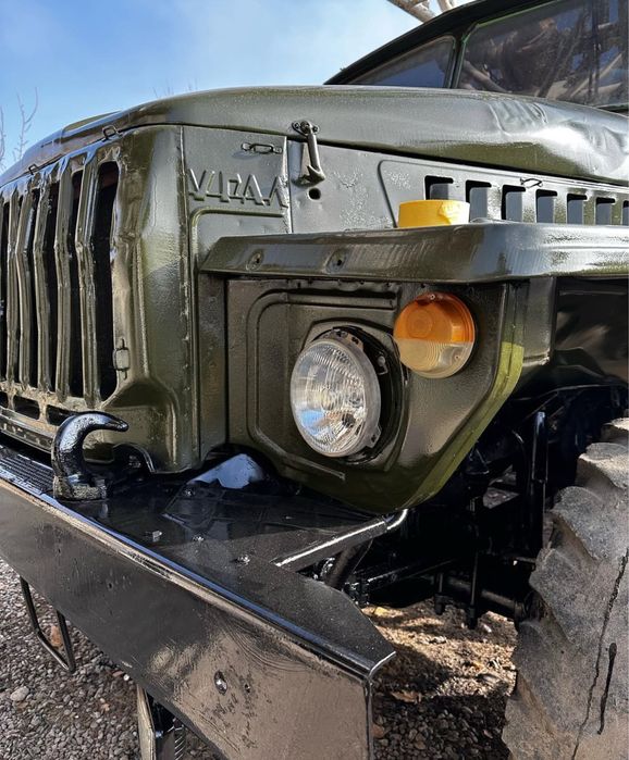 Продаётся буровая установка на шасси УРАЛ