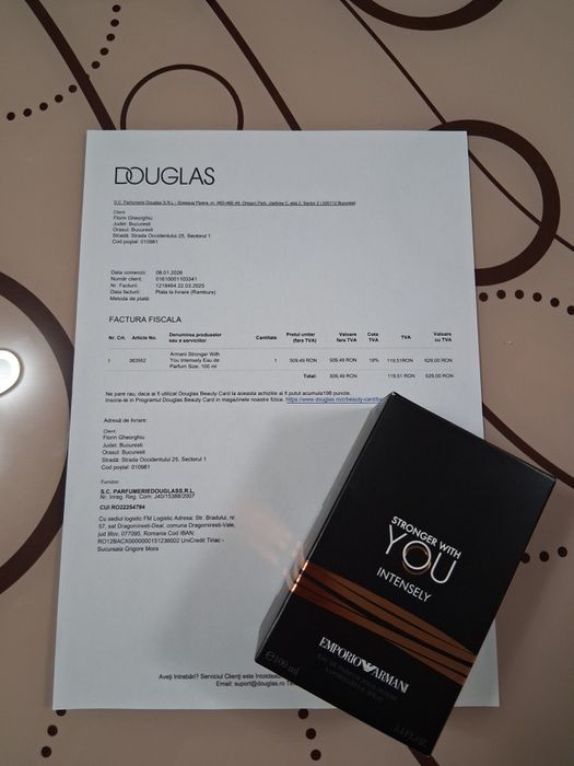 Armani stronger with you Intensely