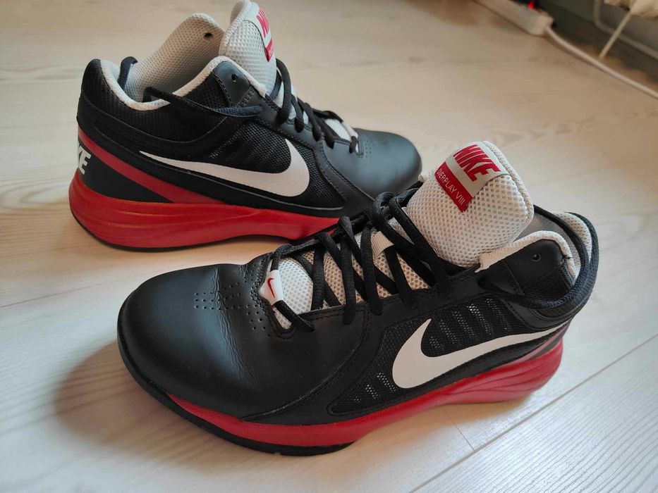 Nike Overplay VIII  Warna Langka Navy Red