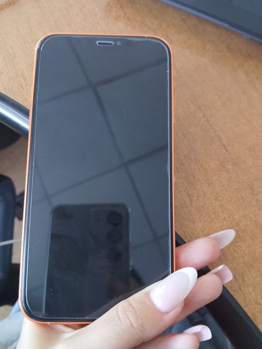 Продам IPhone xr 10